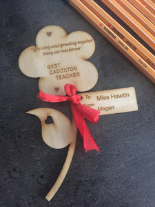 Personalised wooden flower with tag - Laser LLama Designs Ltd