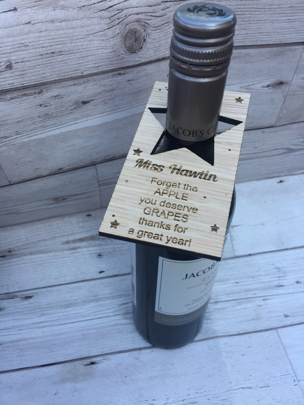 Personalised wooden wine bottle hanging tag - Laser LLama Designs Ltd