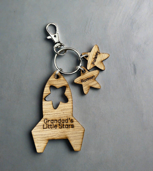 Oak Veneer Persoanlised keyring rocket shape with stars - Laser LLama Designs Ltd