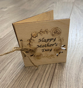 Wooden personalised wreath card for Mother’s Day - Laser LLama Designs Ltd