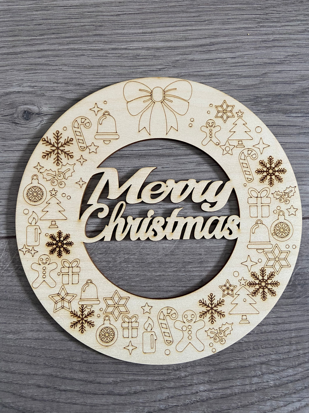 Wooden Merry Christmas wreath - Laser LLama Designs Ltd
