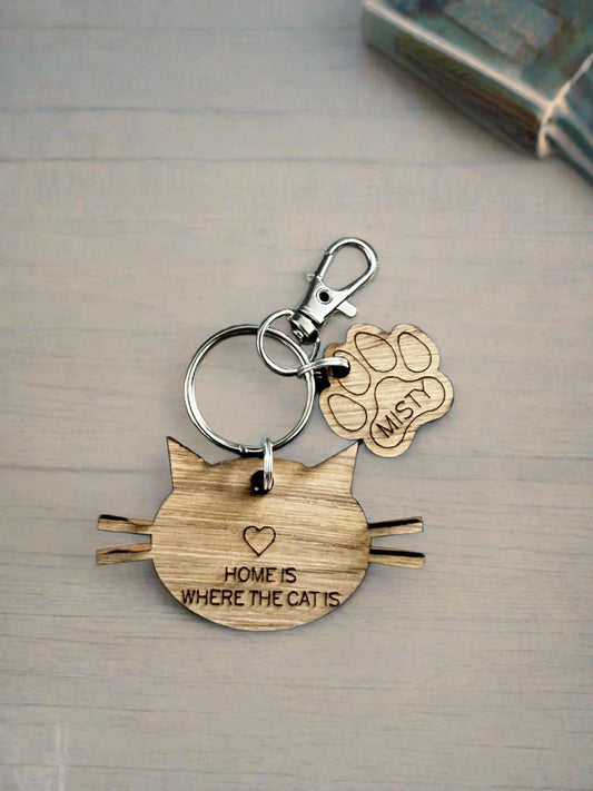 Oak Veneer Personalised keyring cat paw shape - Laser LLama Designs Ltd